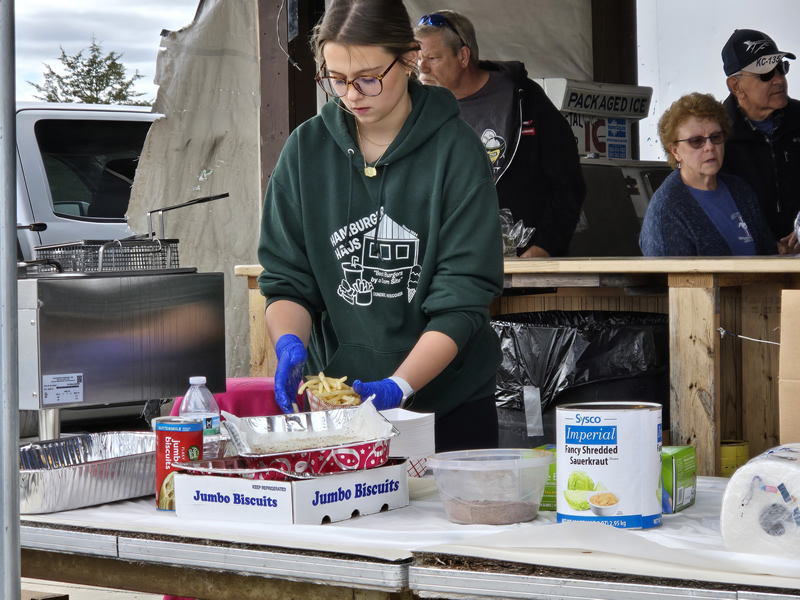 /pictures/Car Show_2025/20251011_120039.jpg